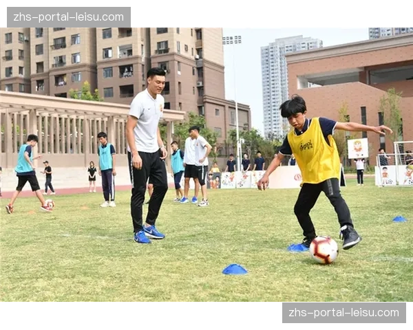 中超“超越·爱”公益系列活动走进特殊教育学校